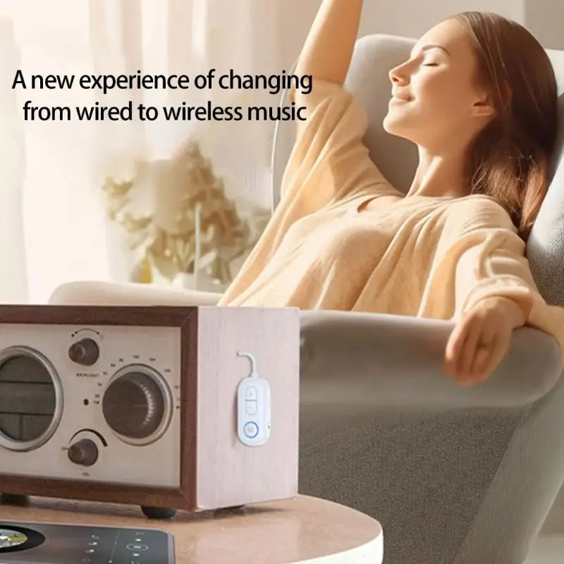 M6CA Double Mode Bluetooth-compatible 5.4 Adapter and Independently Decoding Chip Portable Design For Projectors Speakers